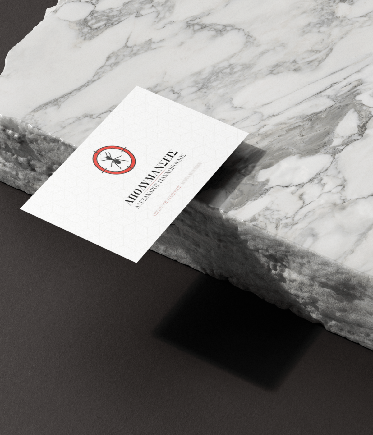 Free_Business_Card_mockup_3 (1)-min